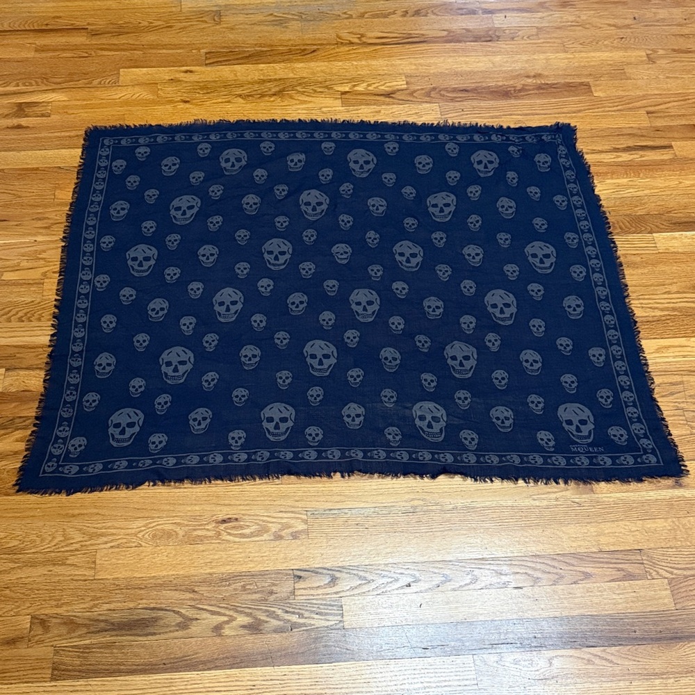 Alexander McQueen Dark Skull Motif Scarf